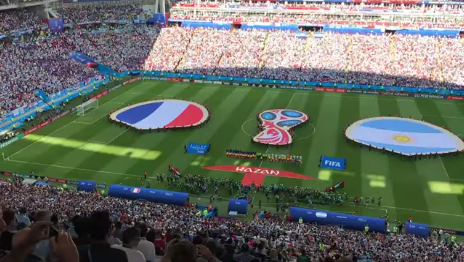 借助新