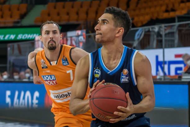 员以及均衡 员以及均衡