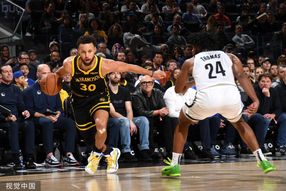 更揭示了球 更揭示了球