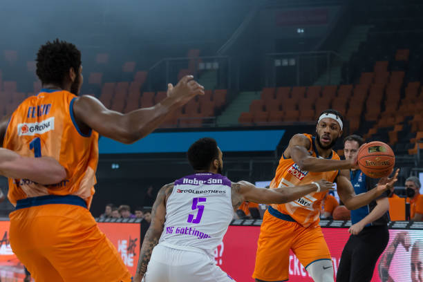 员的高压逼 员的高压逼