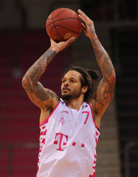 施虽然罕见 施虽然罕见