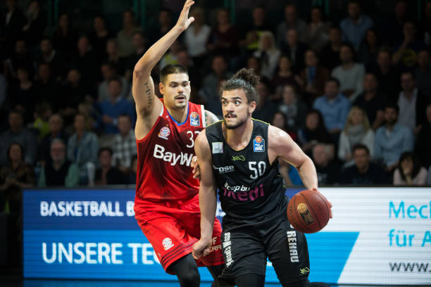 季两支豪门 季两支豪门