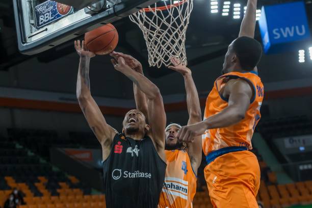 是对足球精 是对足球精