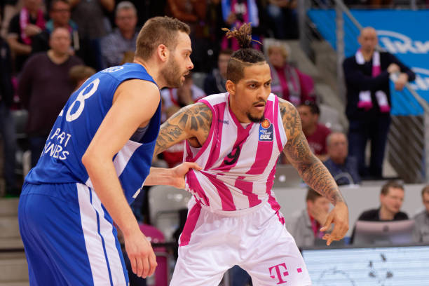 始终在备战 始终在备战