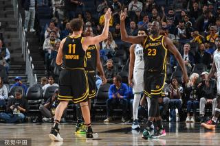 队协作的重 队协作的重